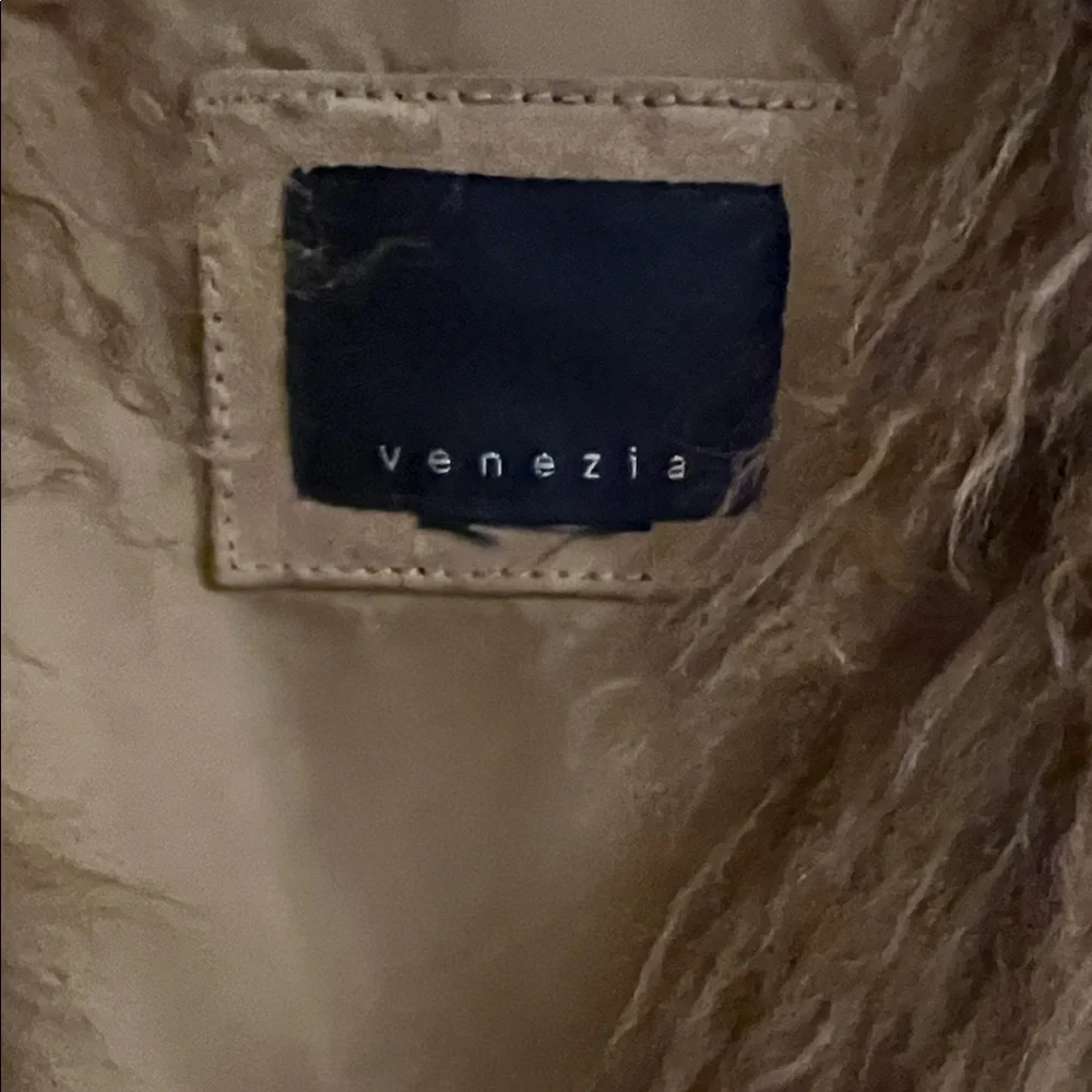 Venezia Tan suede Jacket - Picture 4 of 8